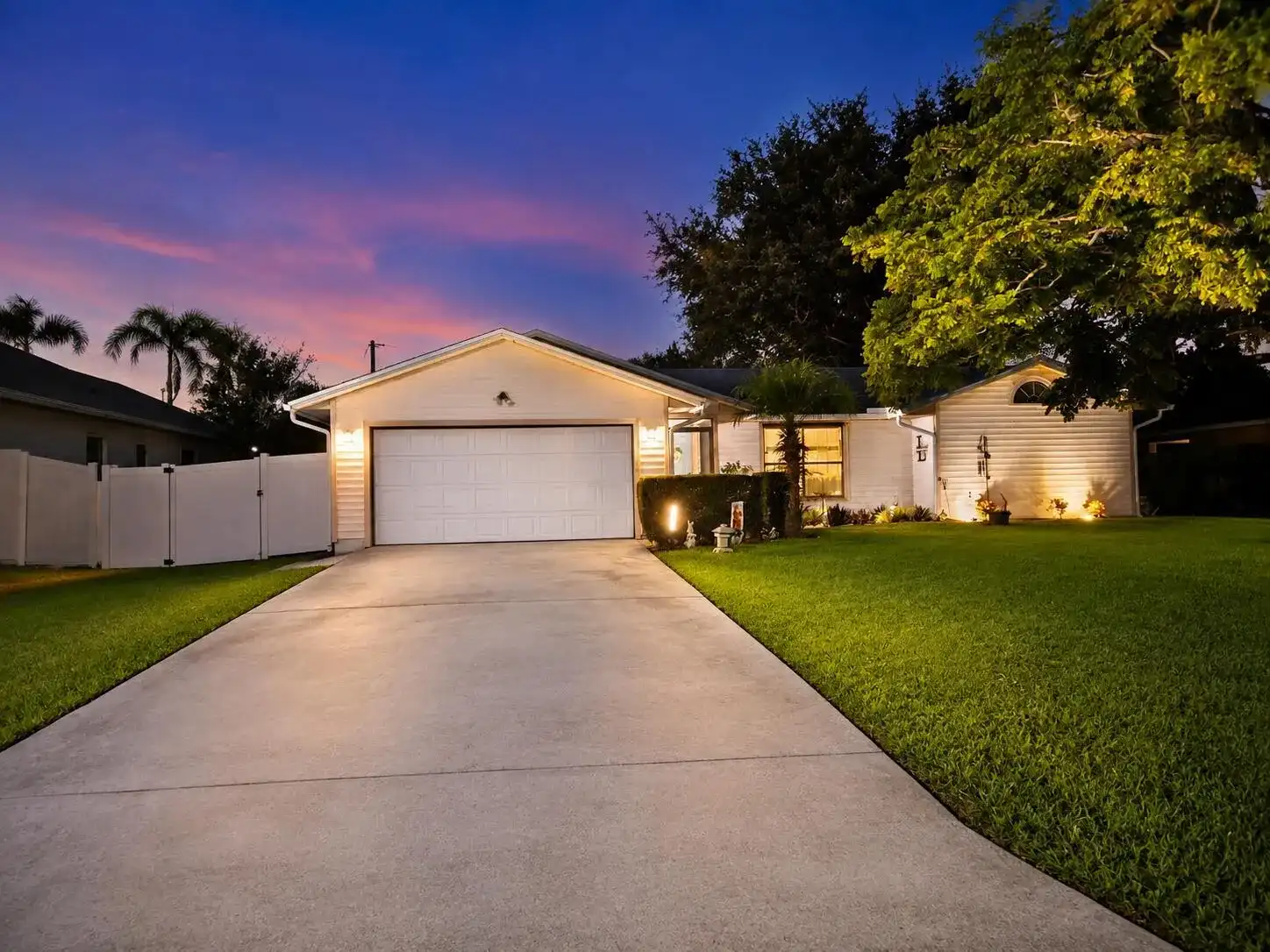 1712 SW STARMAN Avenue, Port St. Lucie FL 34953