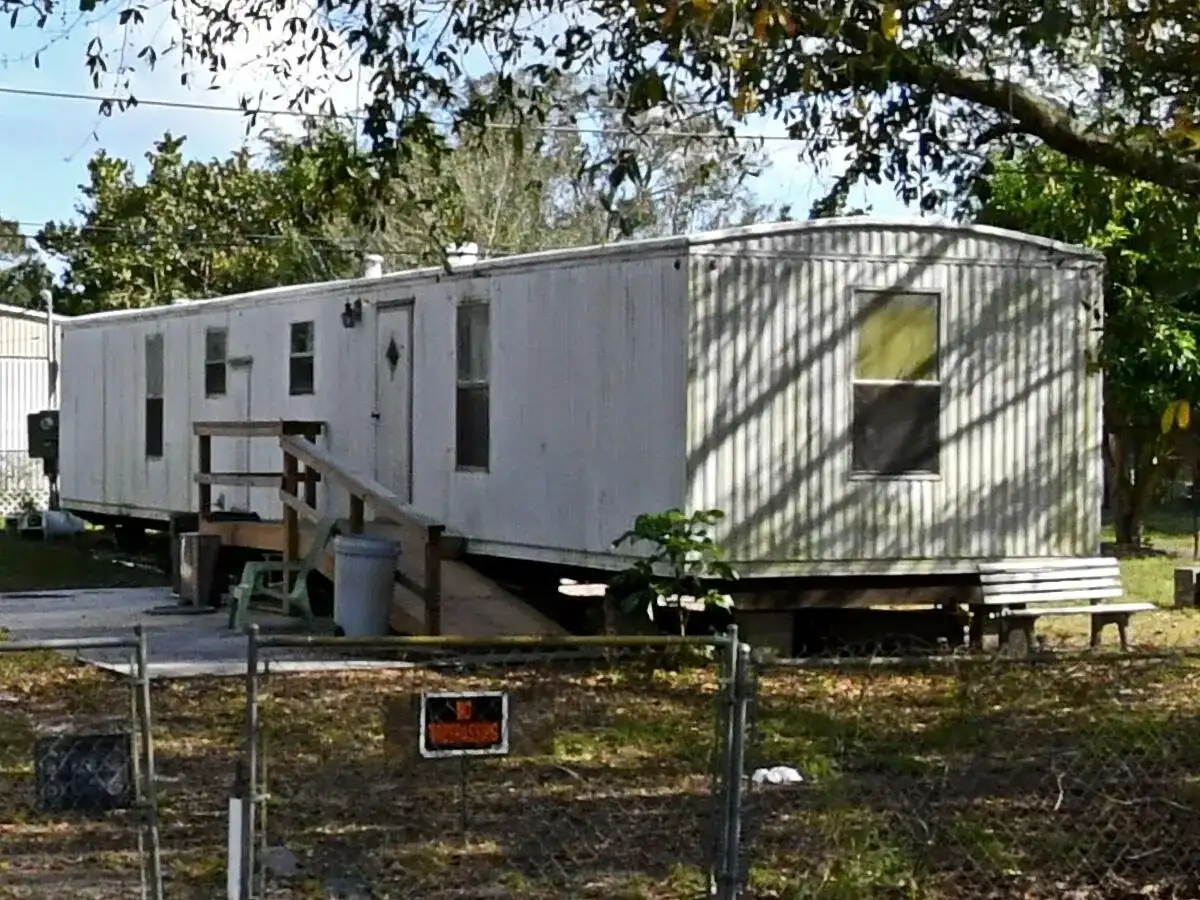 1200 W JOY Lane, Fort Pierce FL 34945