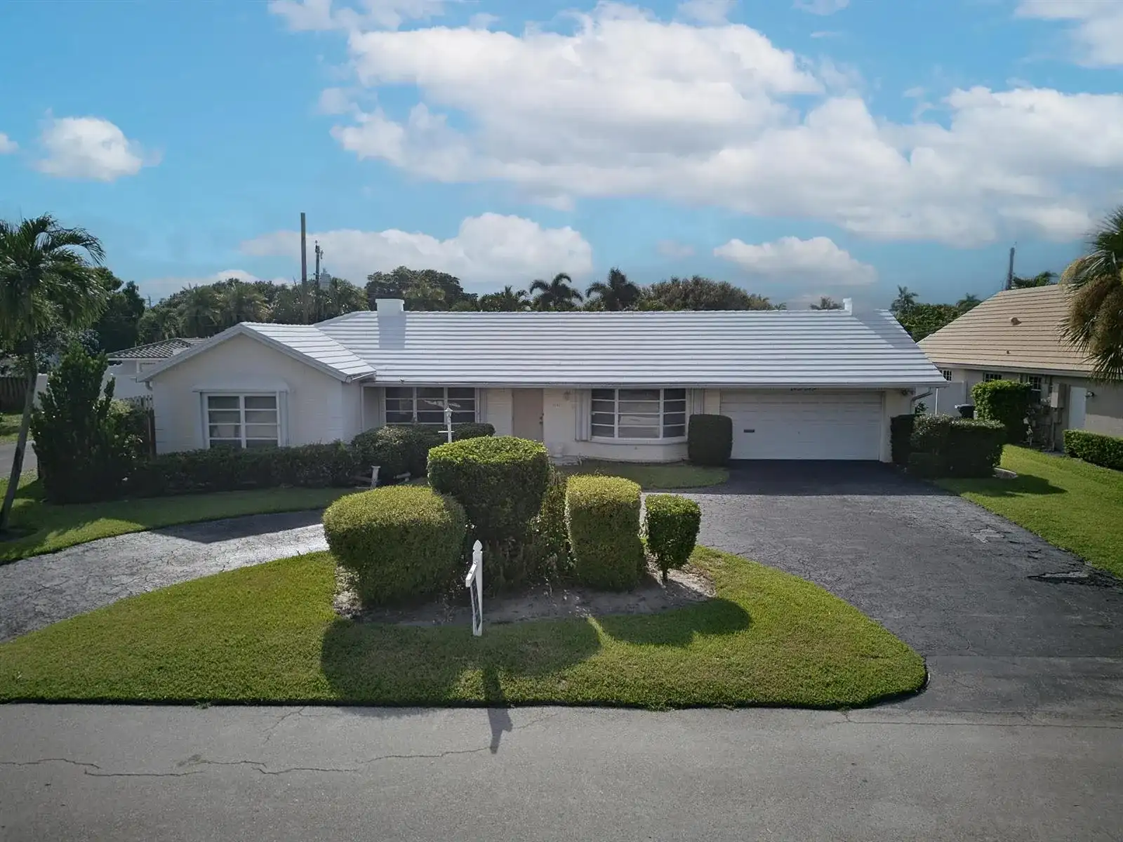 4141 NE 23RD Avenue, Lighthouse Point FL 33064