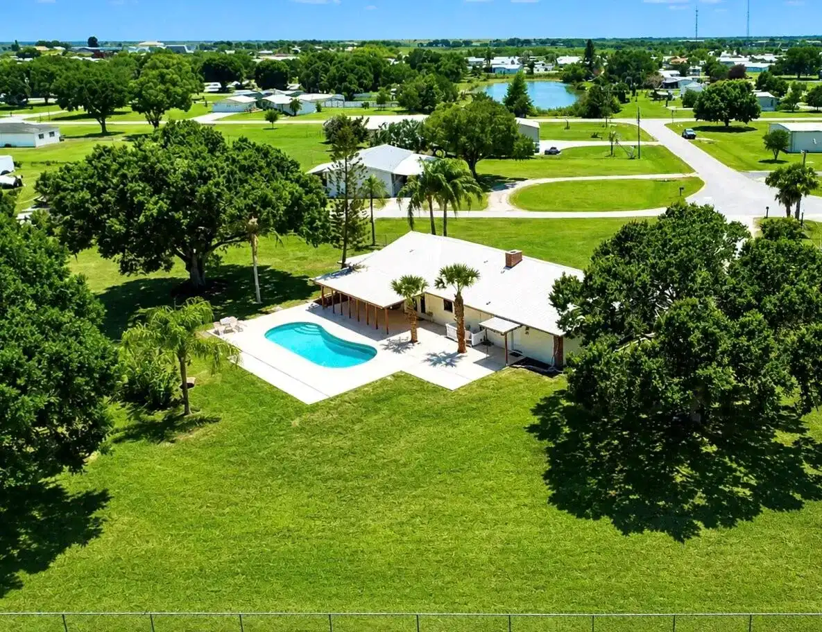3856 SW 11TH Avenue, Okeechobee FL 34974