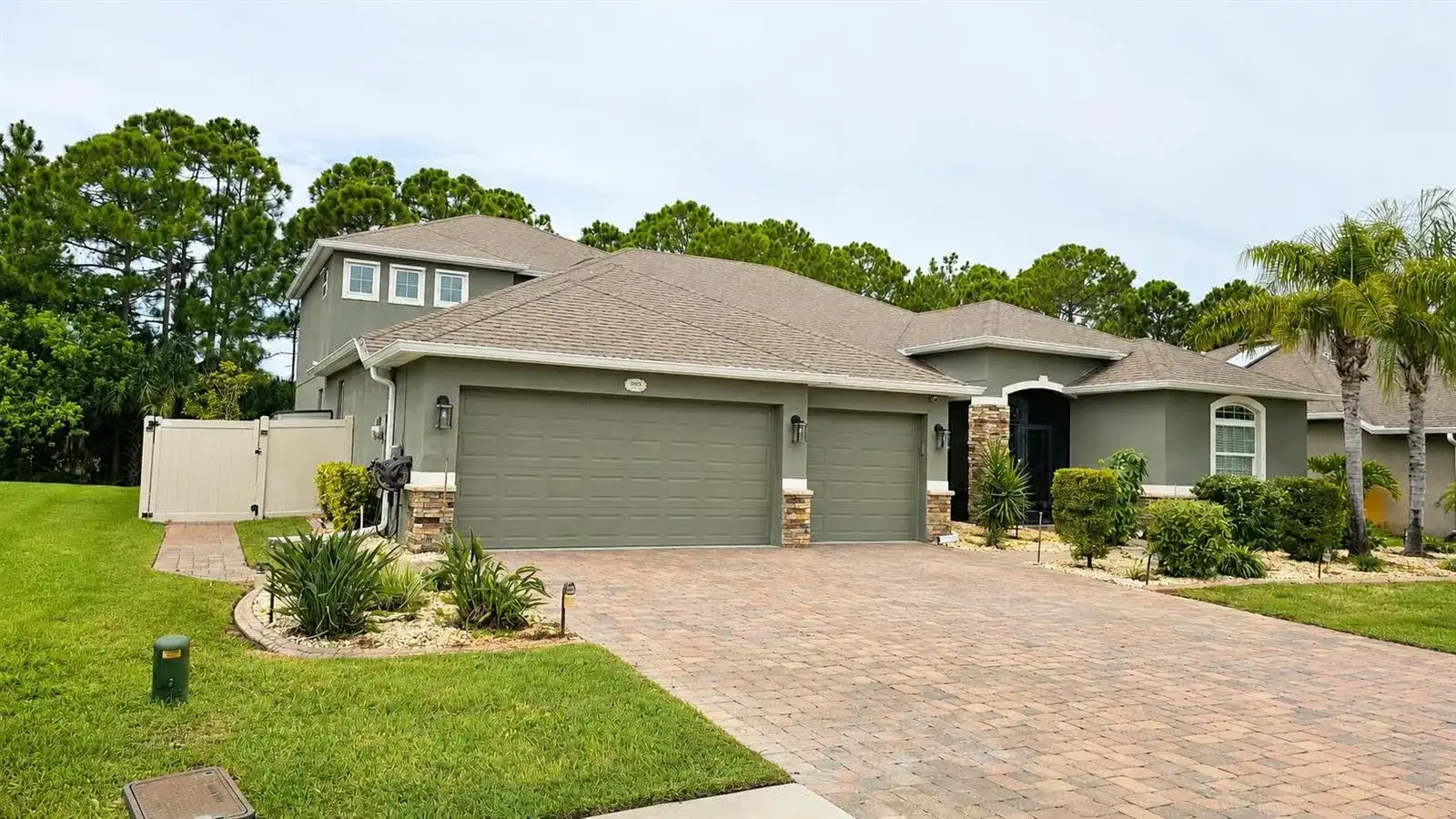 539 Easton Forest Circle SE, Palm Bay FL 32909