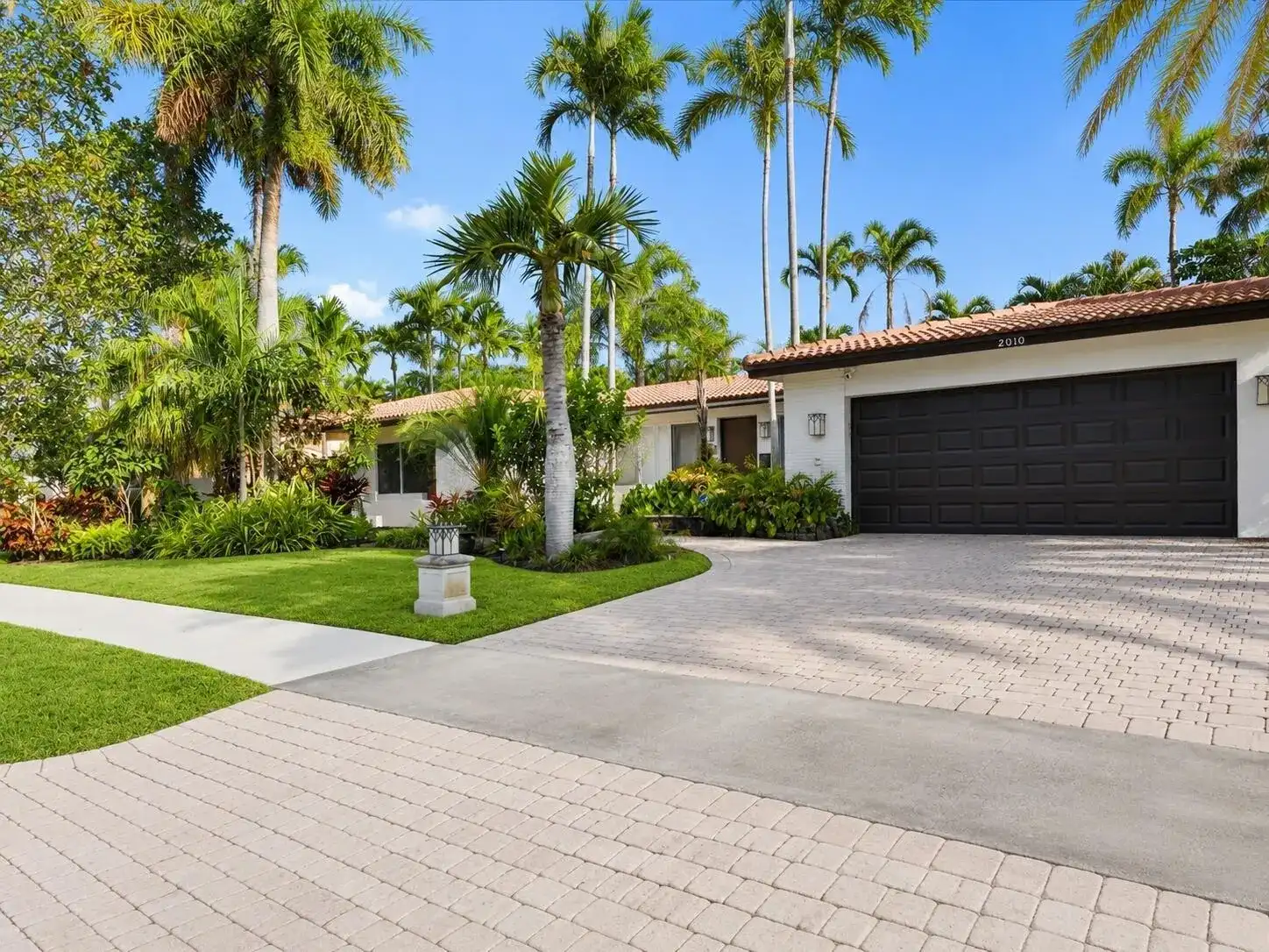 2010 NE 59th Place, Fort Lauderdale FL 33308