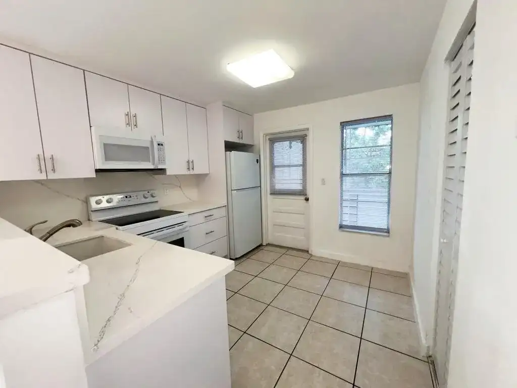 3777 NW 78TH Avenue # 46E, Davie FL 33024