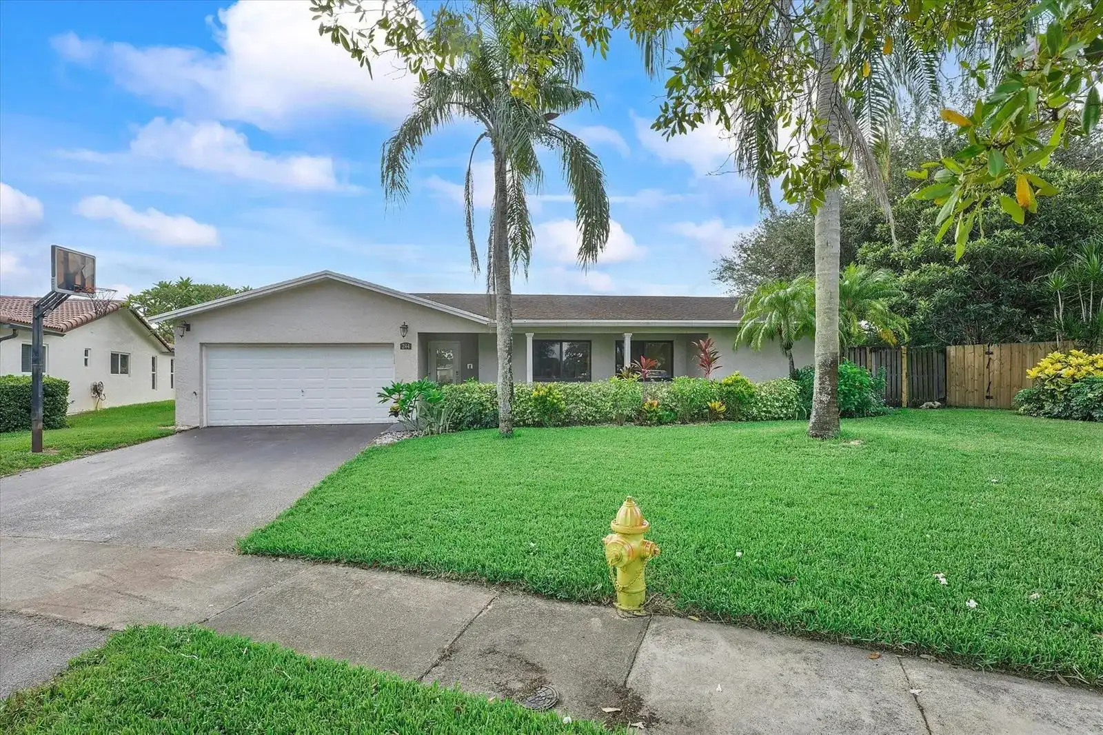 244 NW 102nd Terrace, Plantation FL 33324