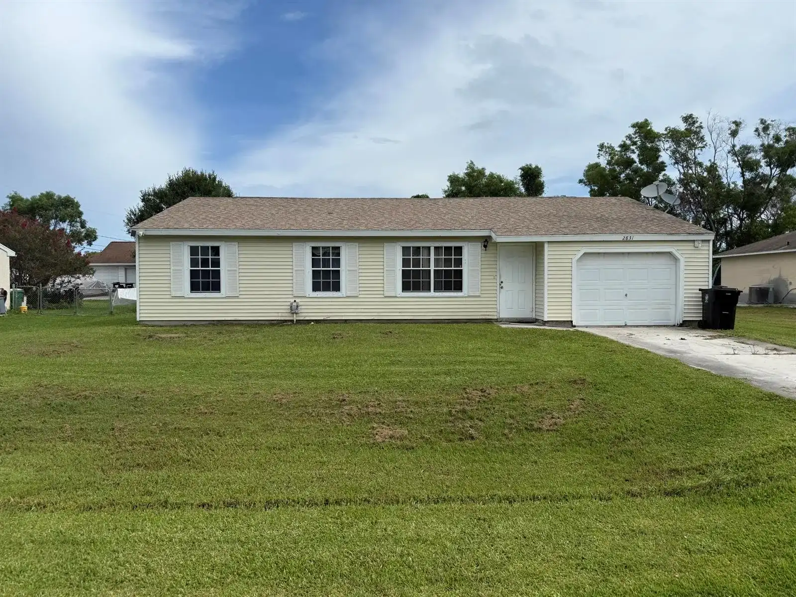 2831 SE LEIGH Avenue, Port St. Lucie FL 34952