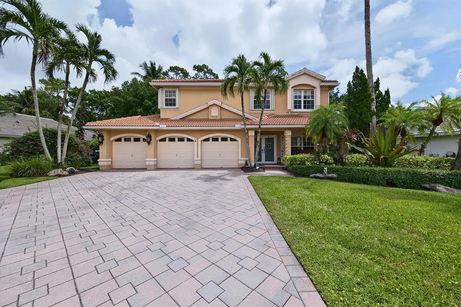 522 CYPRESS GREEN Circle, Wellington FL 33414