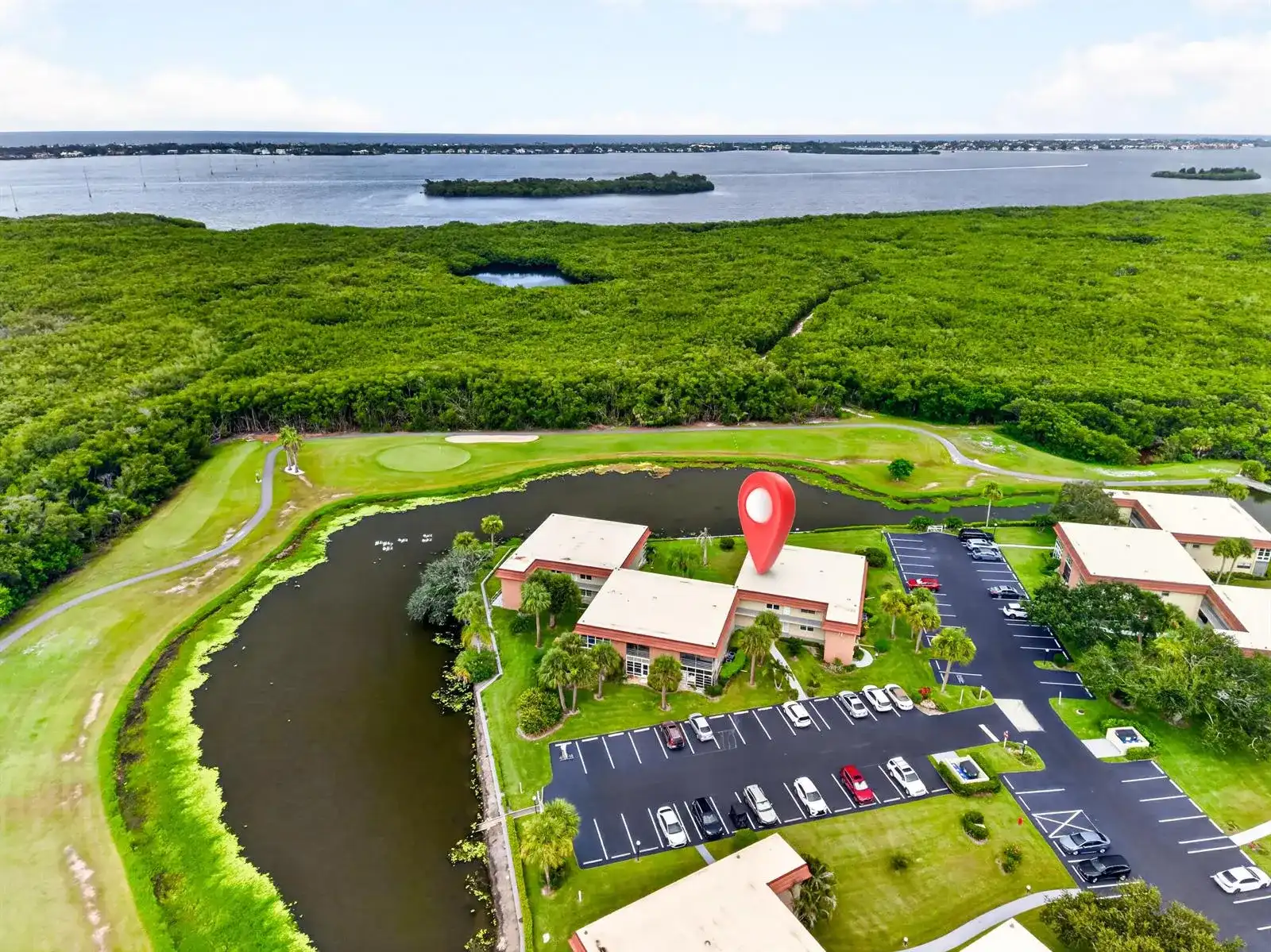 72 Royal Oak Court # 202, Vero Beach FL 32962