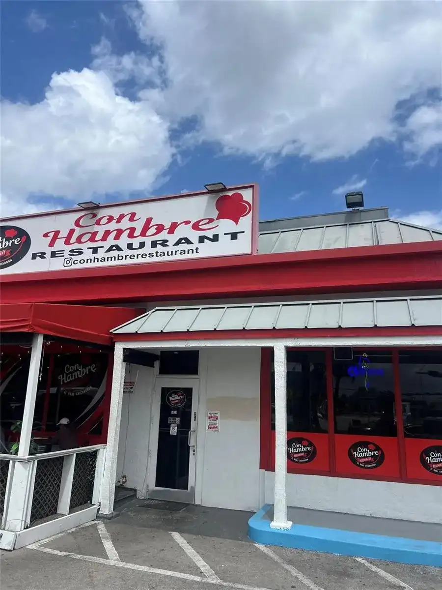 5939 HOLLYWOOD Boulevard, Hollywood FL 33021