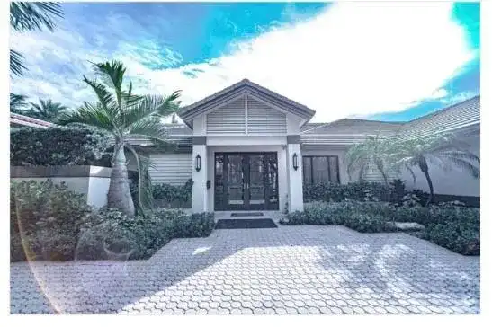 50 BAY COLONY Drive, Fort Lauderdale FL 33308