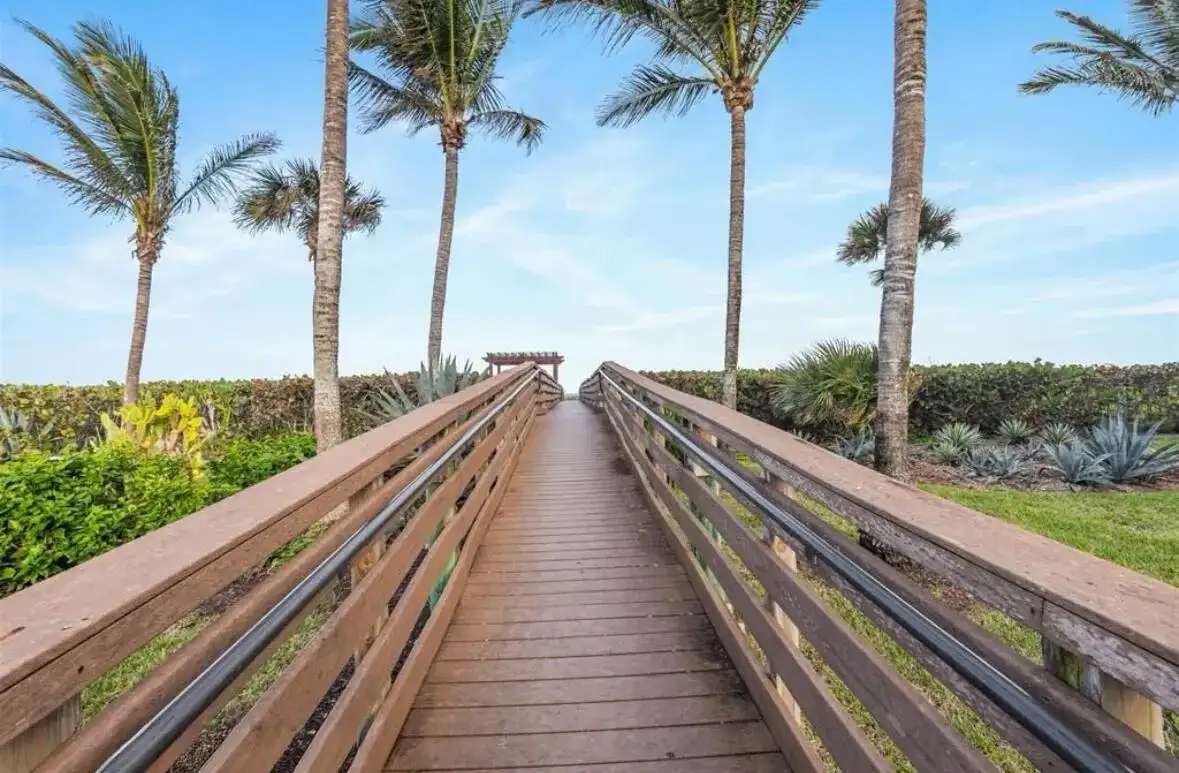 4225 N HIGHWAY A1A # 17, Fort Pierce FL 34949
