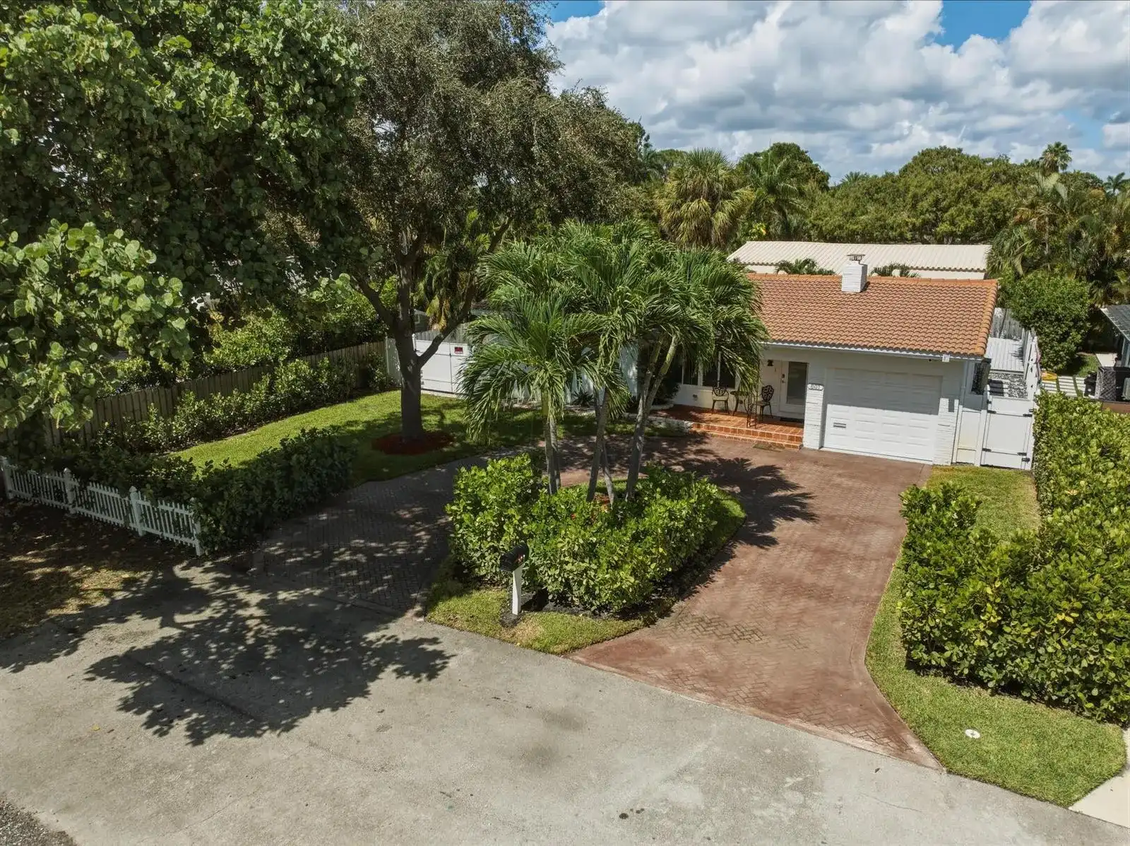 801 NE 19th Terrace, Fort Lauderdale FL 33304