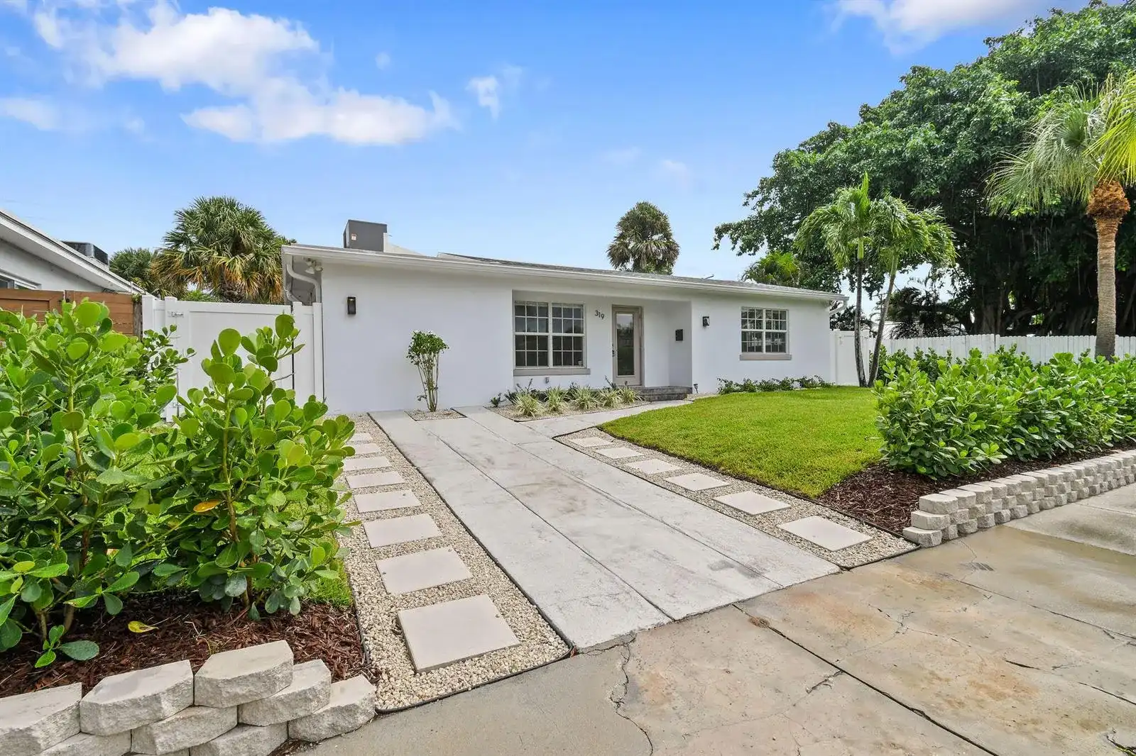 319 29th Street, West Palm Beach FL 33407