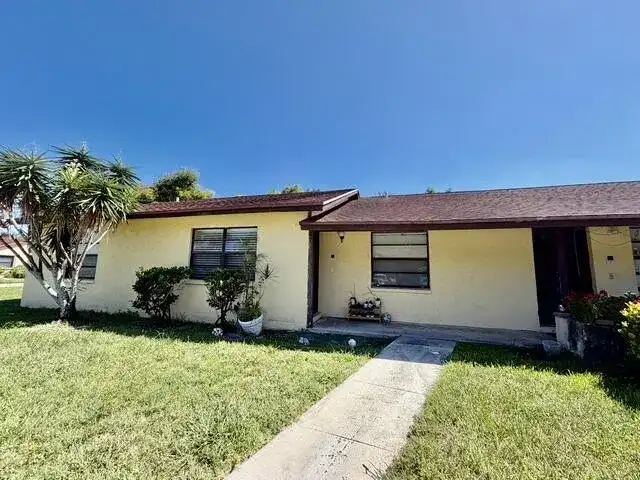 419 GLENWOOD Drive, West Palm Beach FL 33415