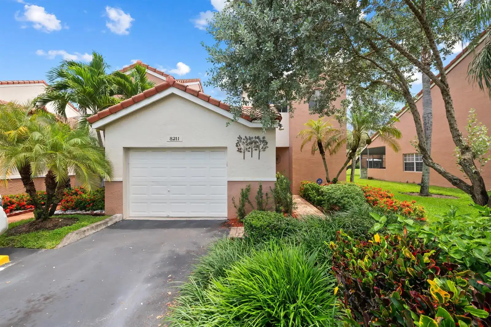 8211 NW 70th Street, Tamarac FL 33321