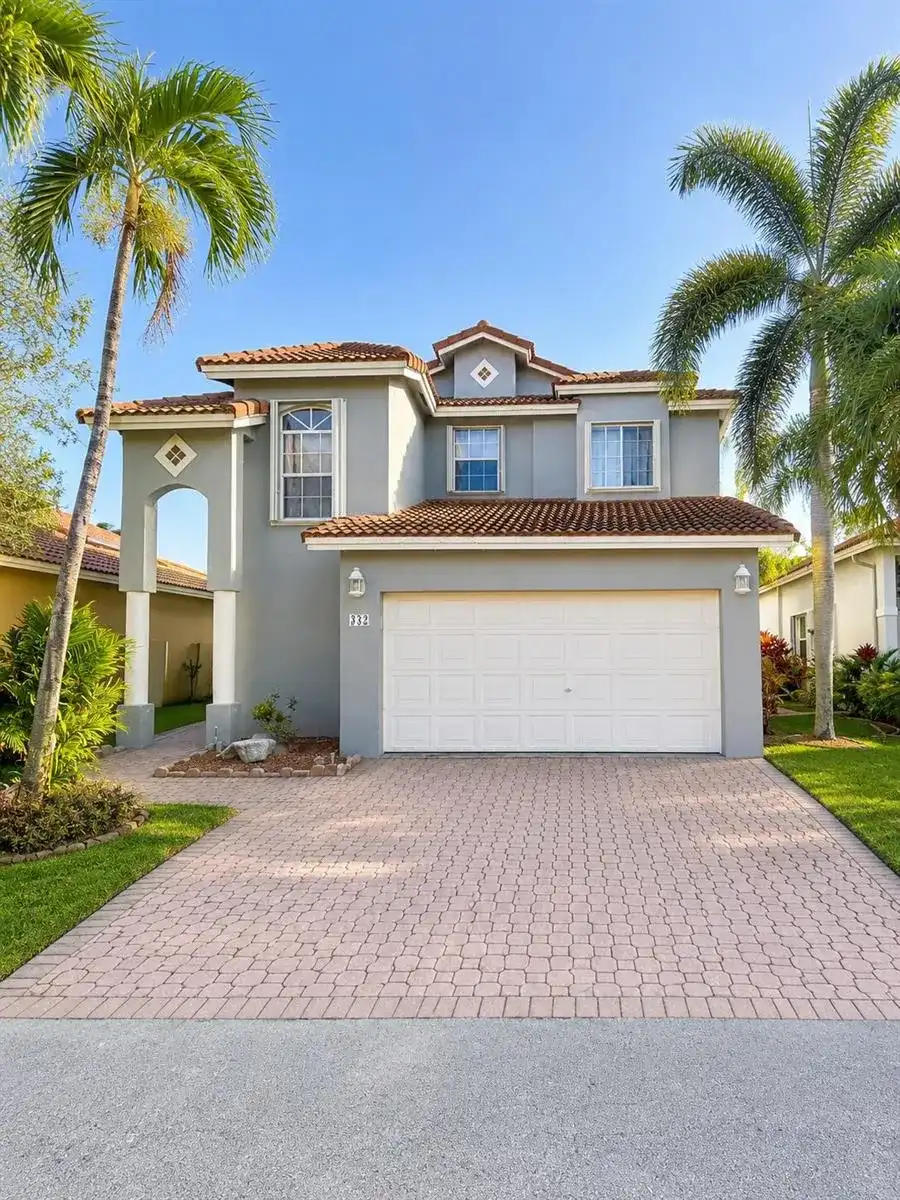 332 NW 107TH Avenue, Pembroke Pines FL 33026