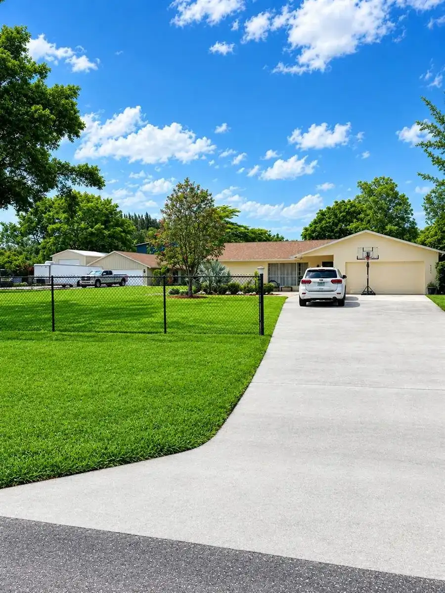 8645 PINTO Drive, Lake Worth FL 33467