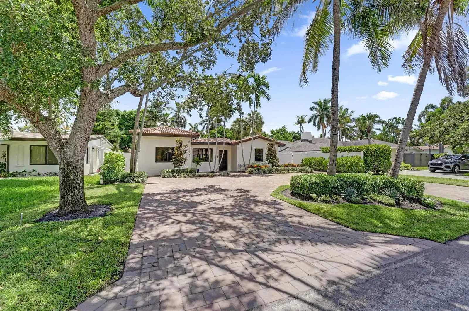 1424 NE 16TH Avenue, Fort Lauderdale FL 33304