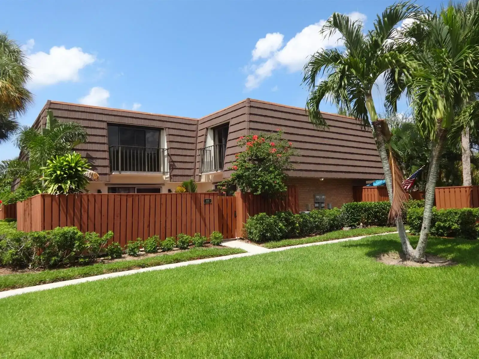 1916 19TH Court, Jupiter FL 33477