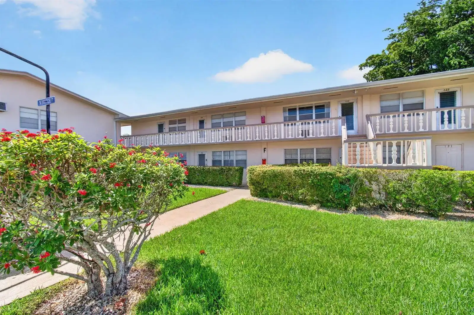 126 NORWICH F, West Palm Beach FL 33417