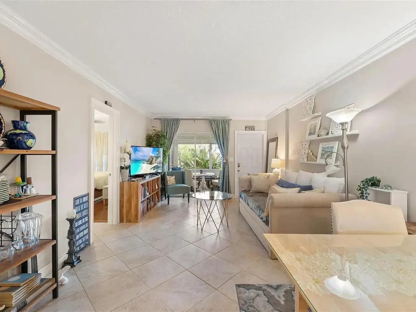 2748 NE 28TH # 10, Lighthouse Point FL 33064
