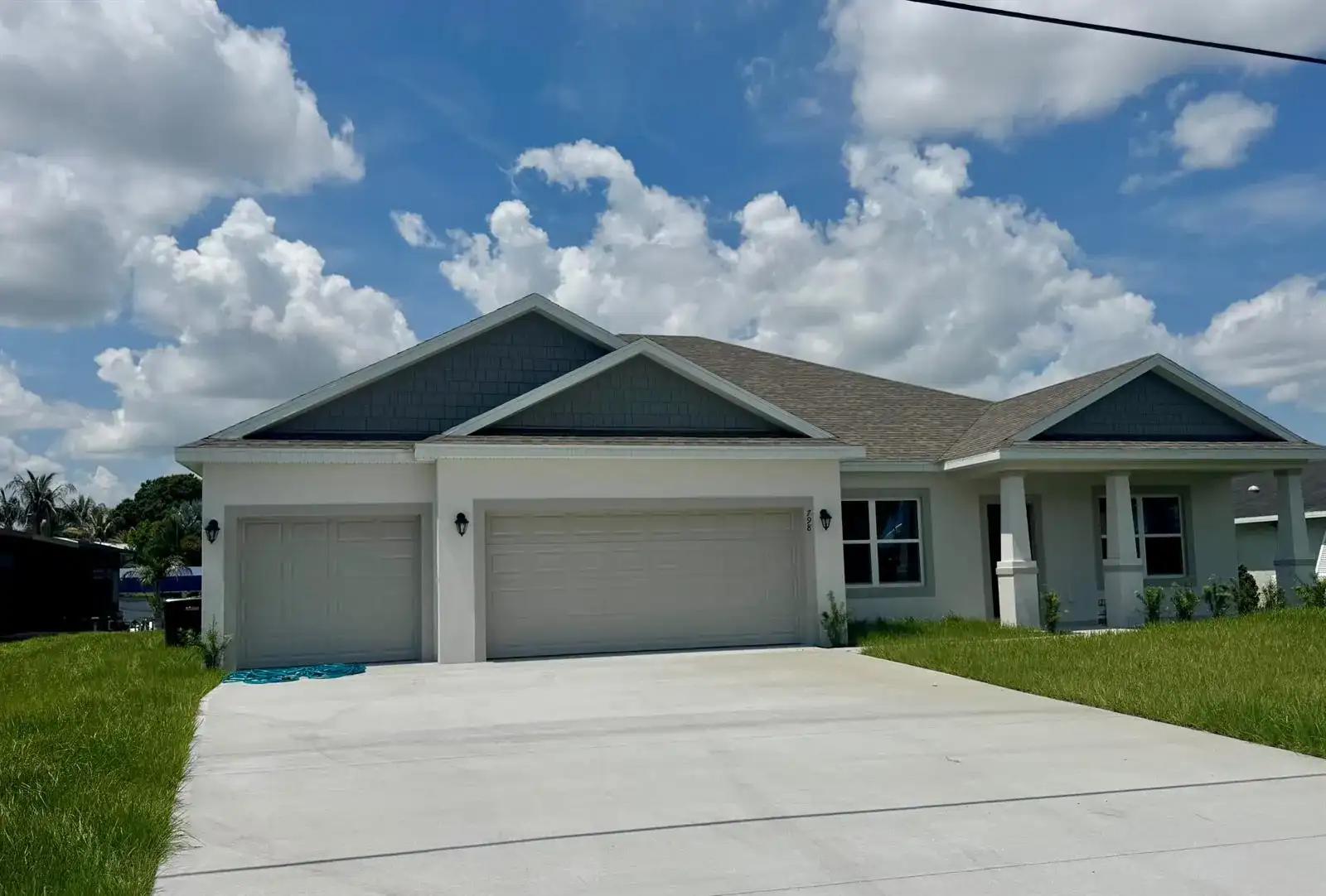 798 SE Seahouse Drive, Port St. Lucie FL 34983