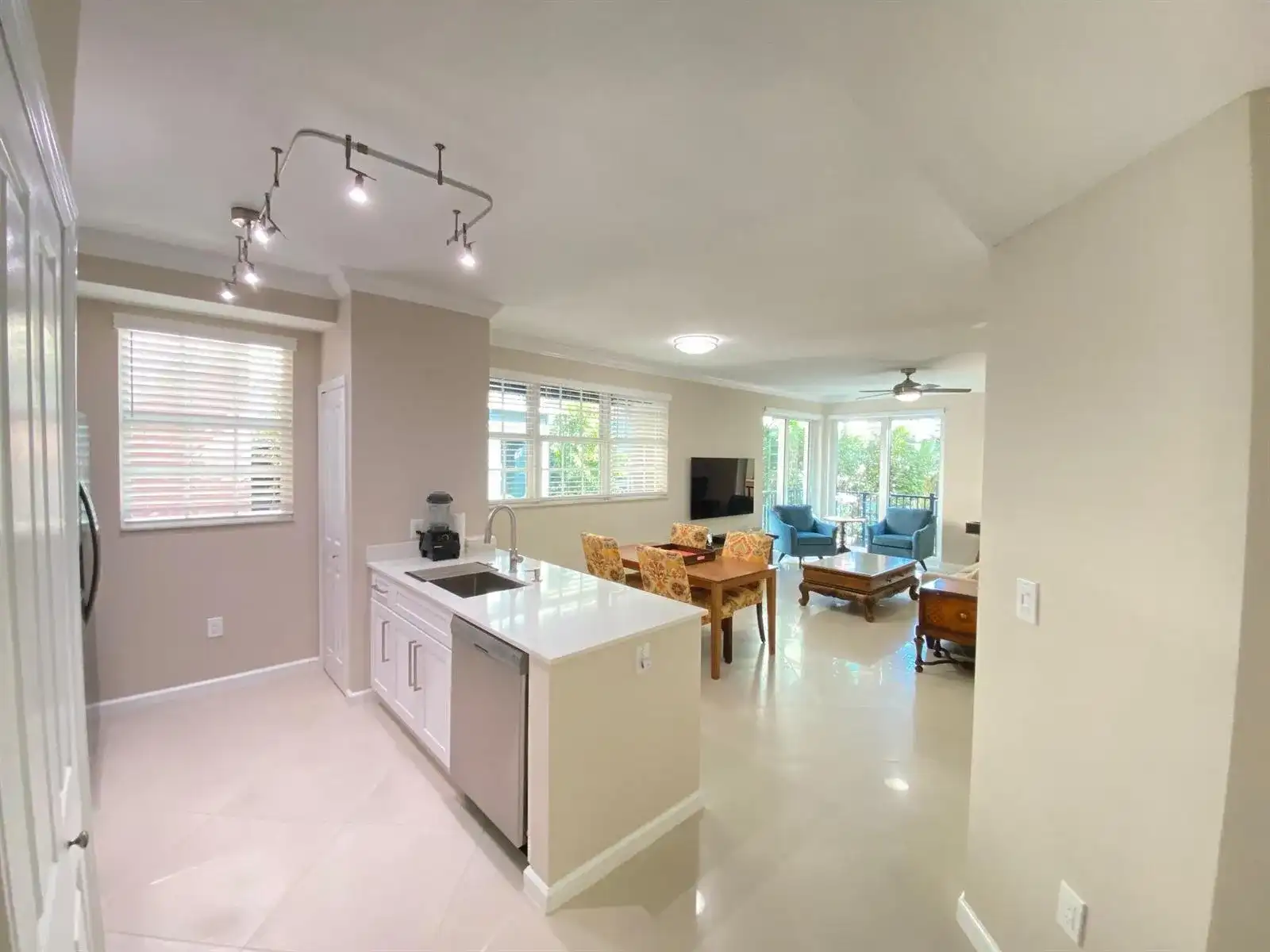 225 NE 1st Street # 202, Delray Beach FL 33444