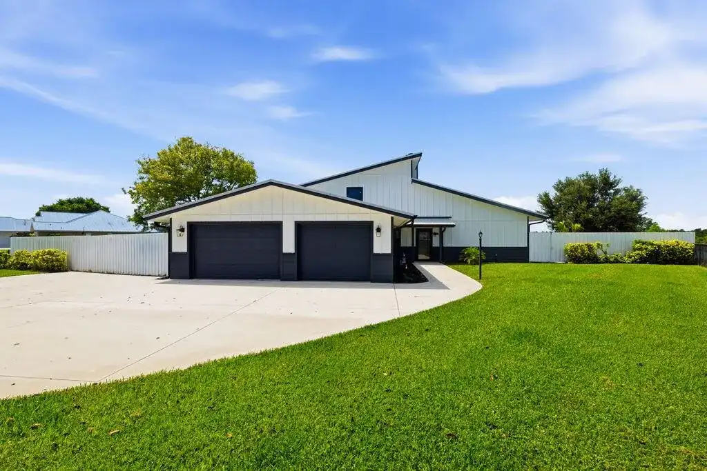 14216 SW 144TH Parkway, Okeechobee FL 34974