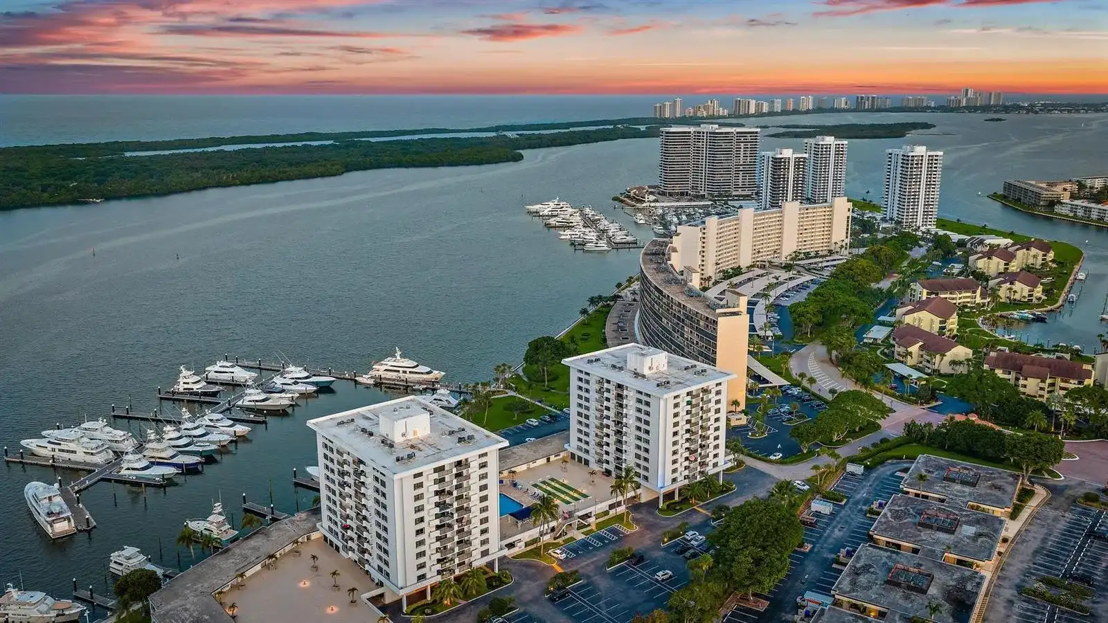 1200 Marine Way # G11, North Palm Beach FL 33408