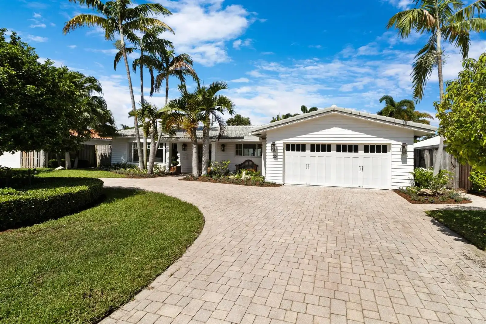 4201 NE 29TH Avenue, Fort Lauderdale FL 33308