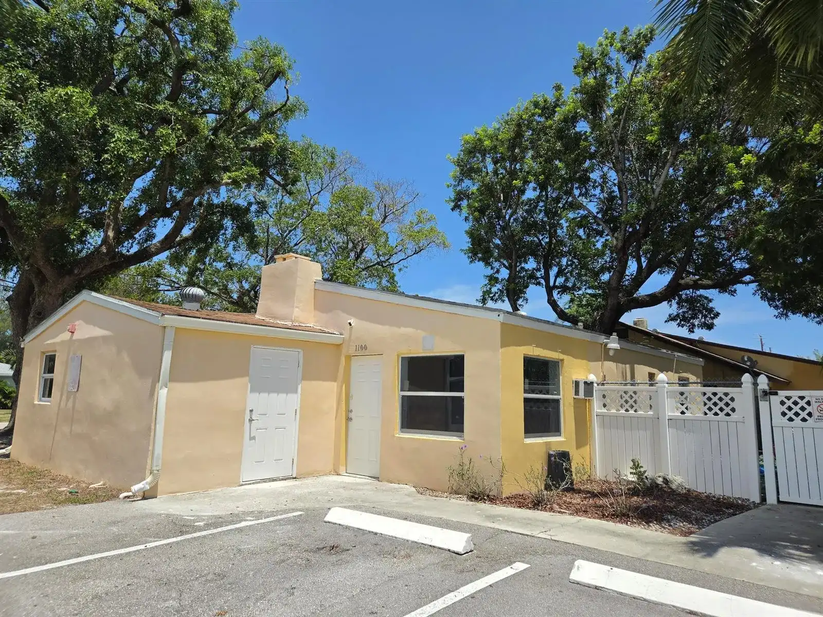 1100 NE 23RD Drive, Wilton Manors FL 33305