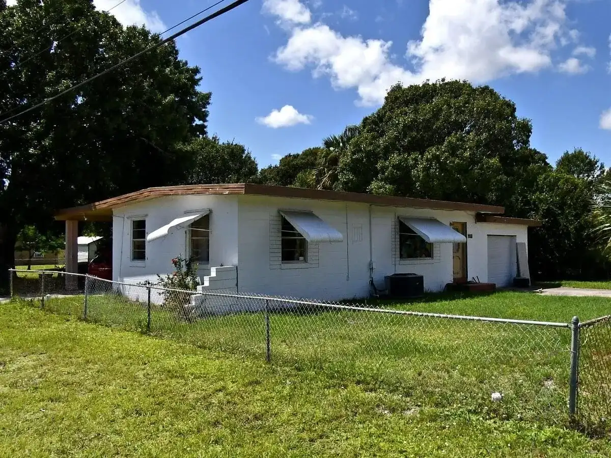 201 OSCEOLA Avenue, Fort Pierce FL 34982