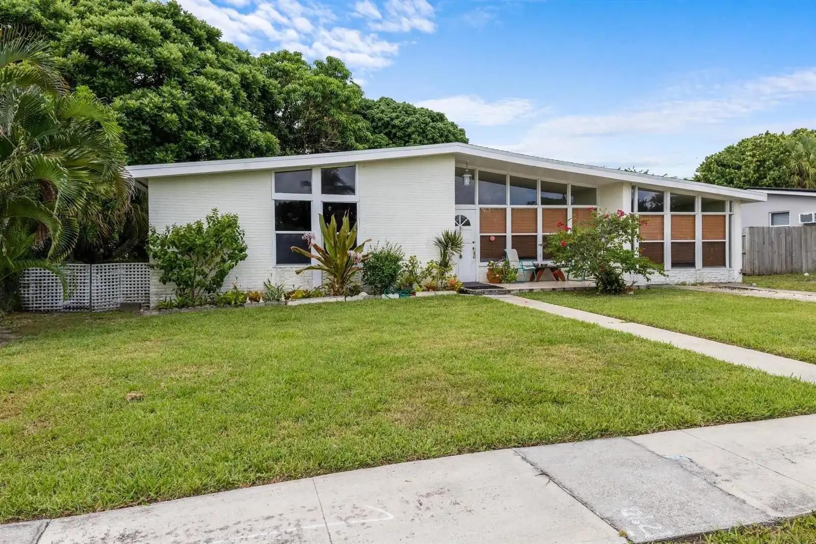 642 W OCEAN, Boynton Beach FL 33426