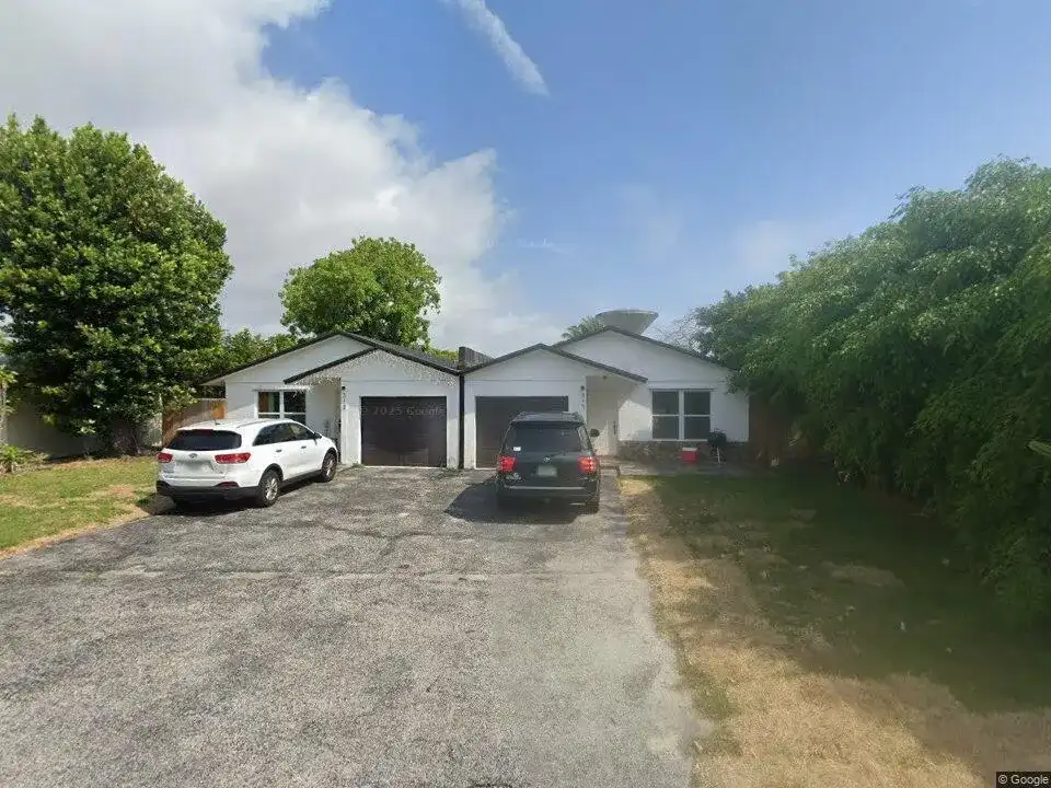 313 SE 21ST Avenue, Boynton Beach FL 33435