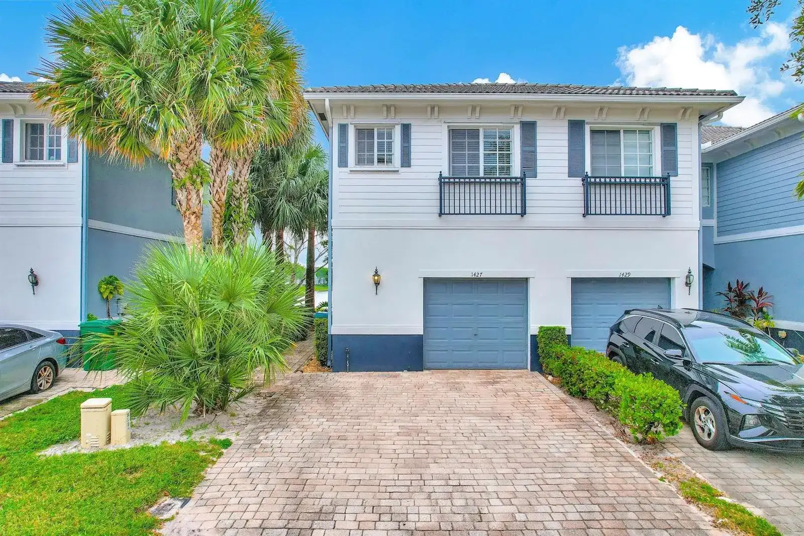 1427 NW 34th Way, Lauderhill FL 33311