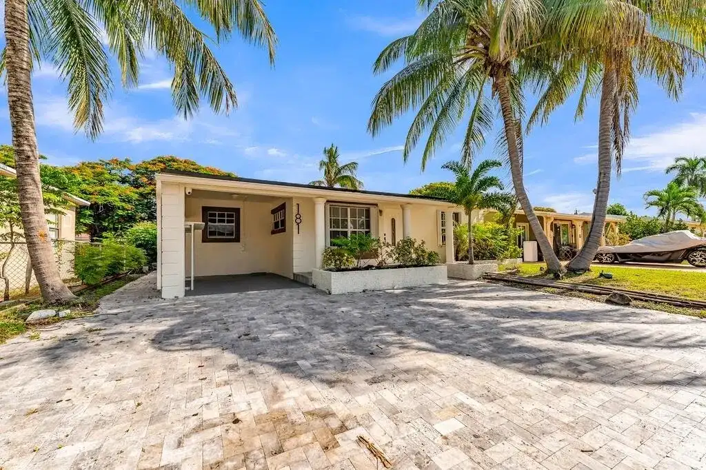 181 NE 51ST Street, Oakland Park FL 33334