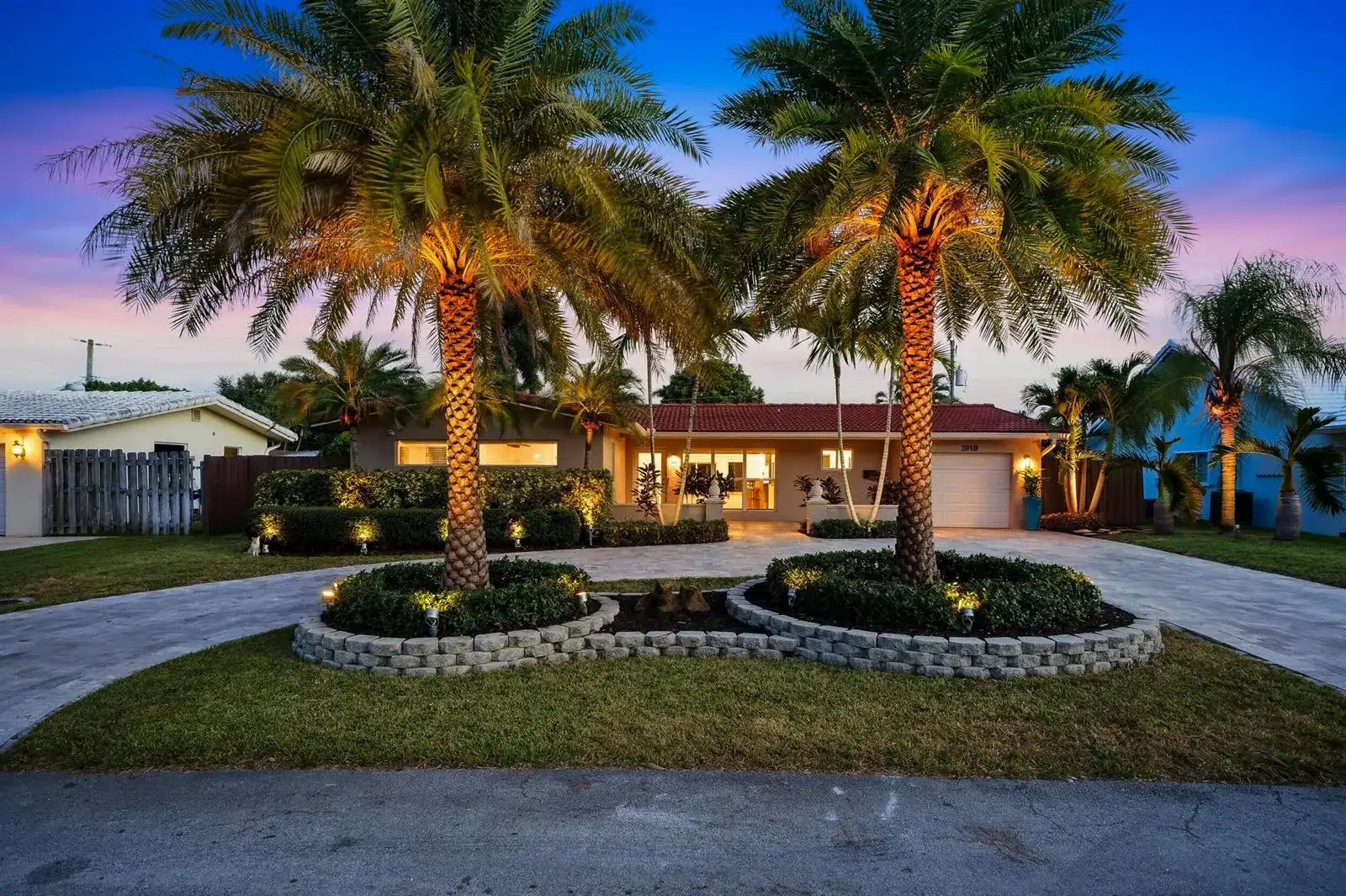 2010 NE 31ST Street, Lighthouse Point FL 33064