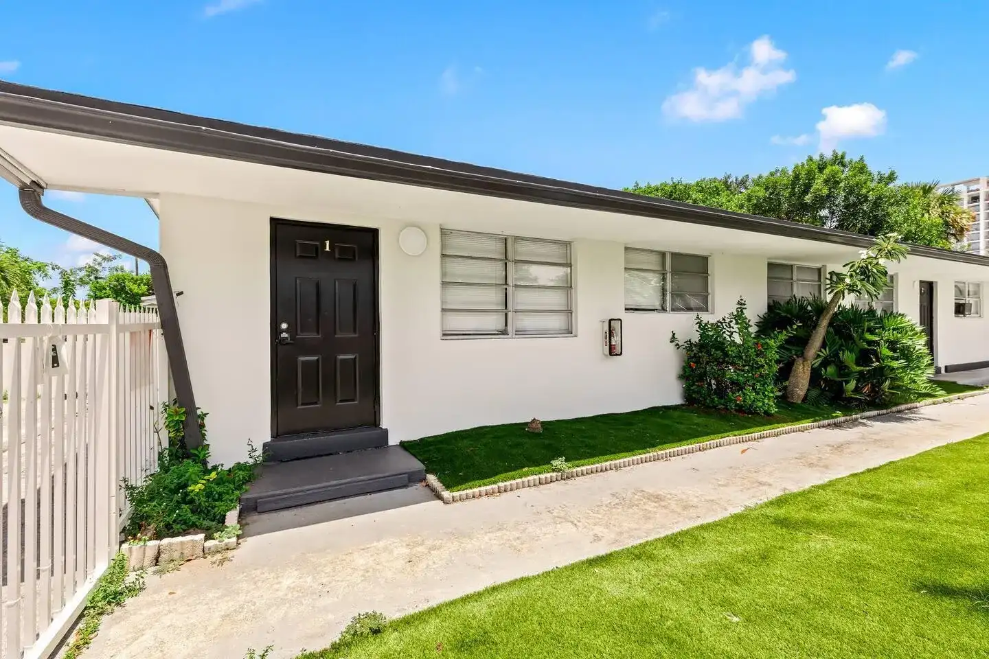 1826 Sherman Street Apt 1, Hollywood FL 33020