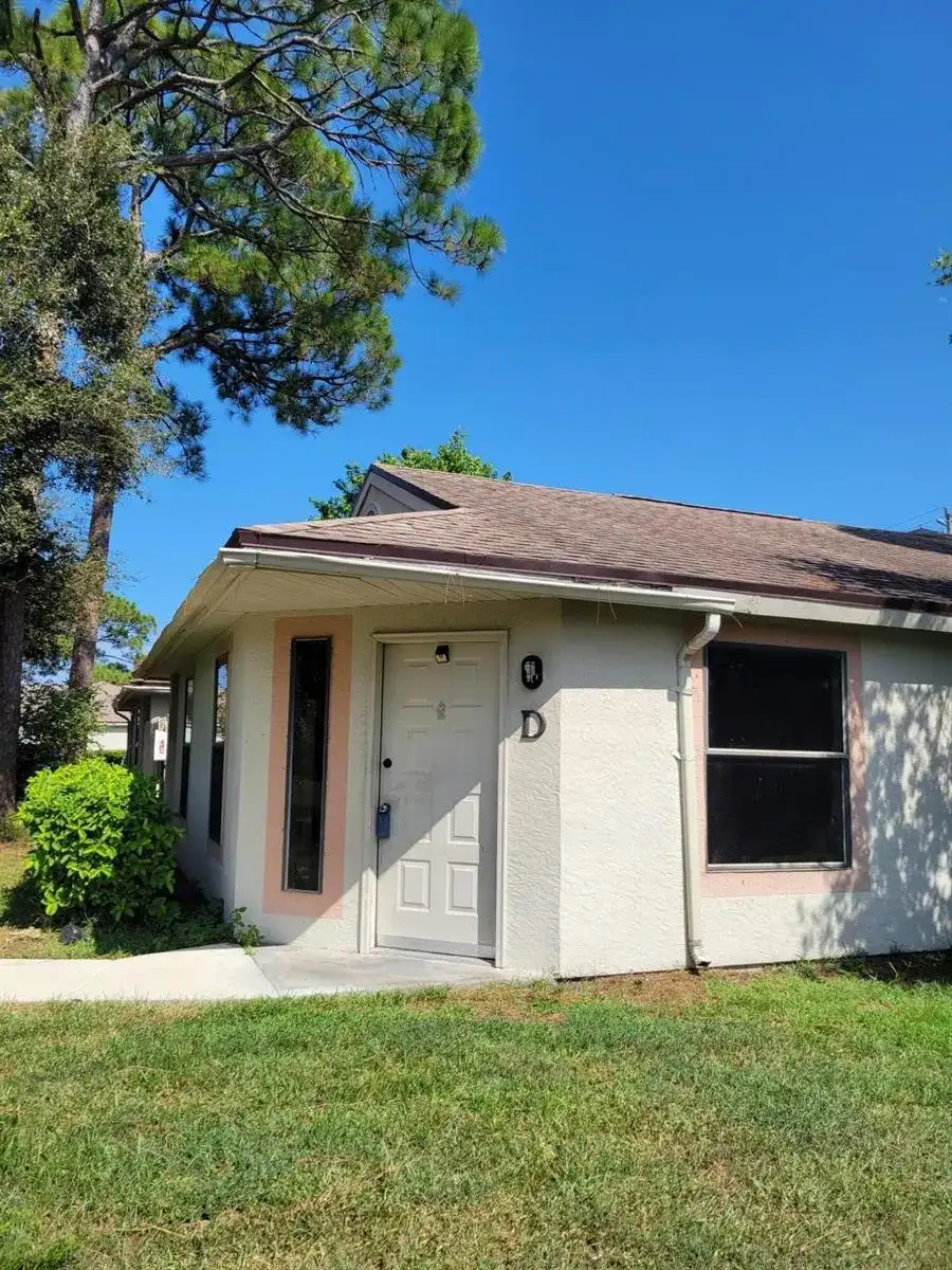 2837 STONEWAY Lane # D, Fort Pierce FL 34982