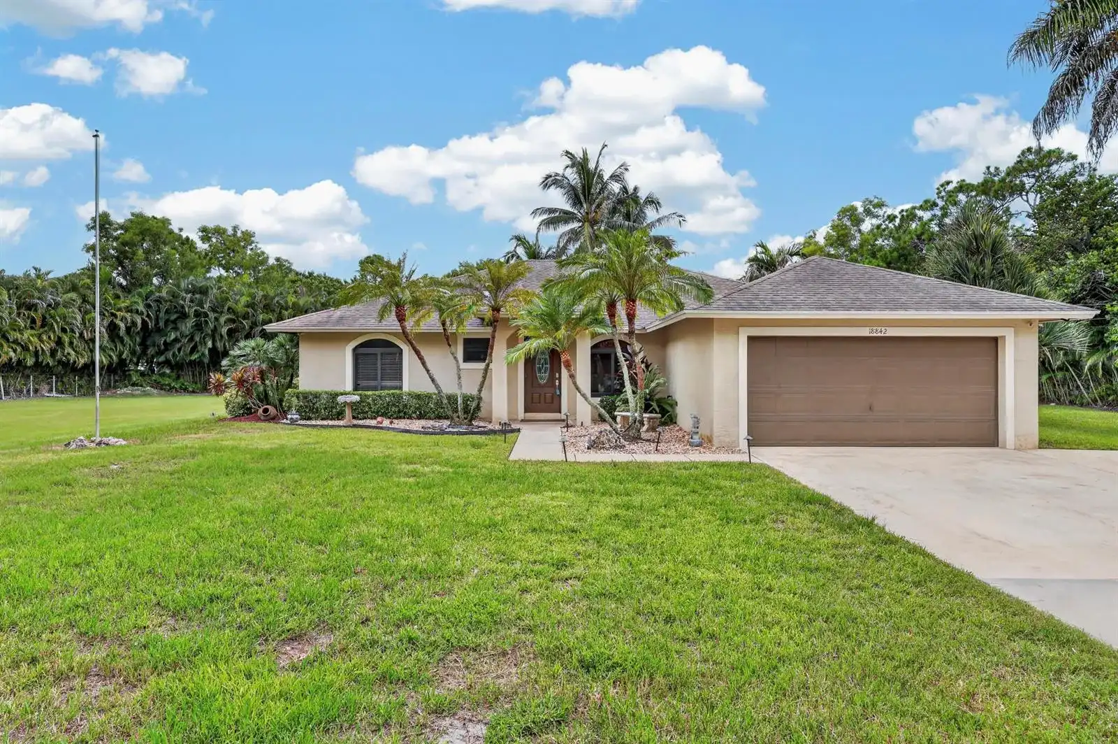18842 91st Place N, Loxahatchee FL 33470