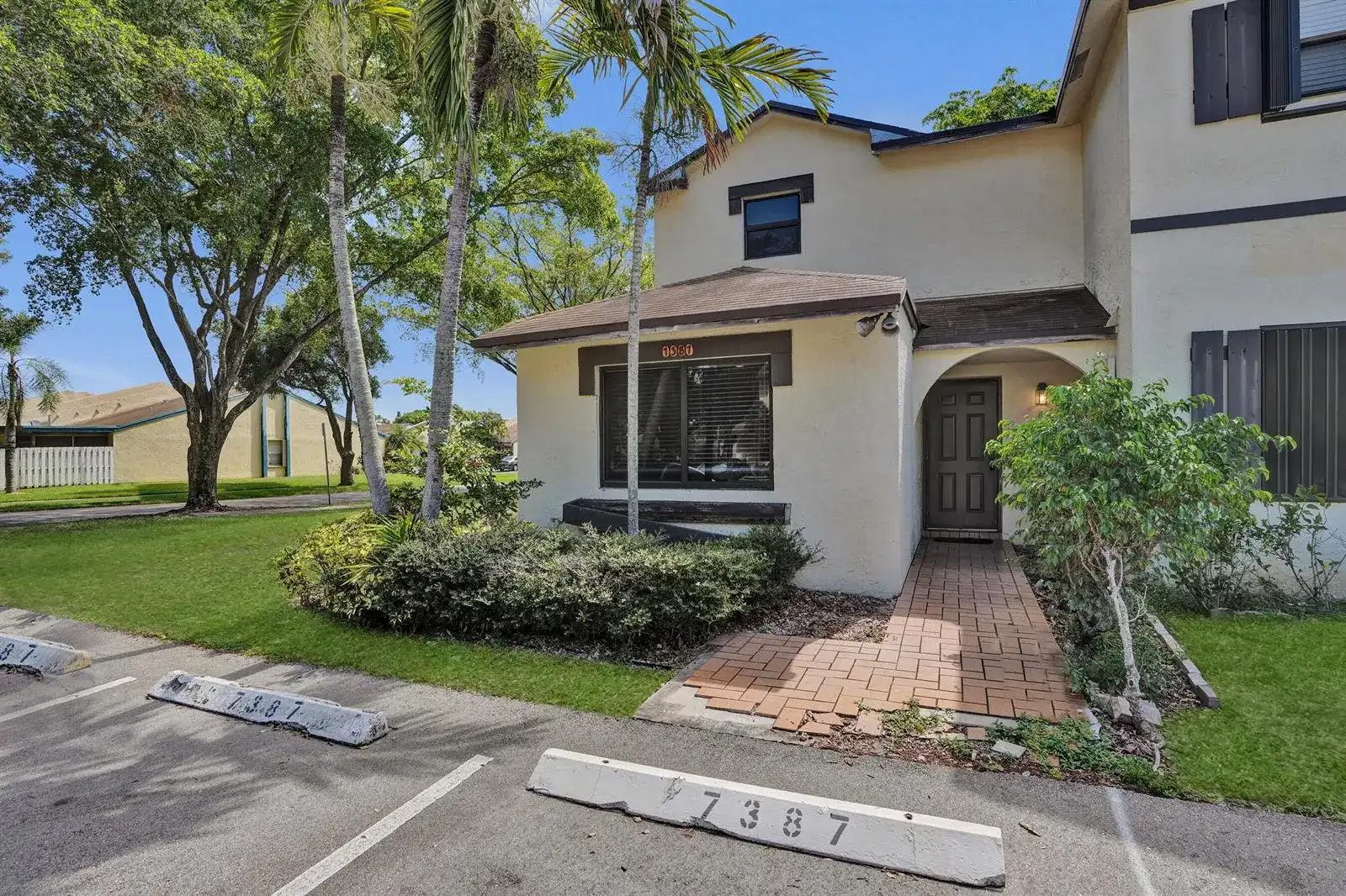 7387 NW 34th Street, Lauderhill FL 33319