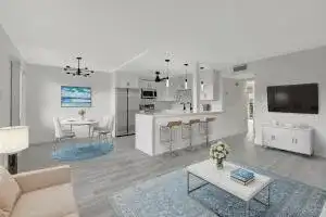 2053 Wolverton C, Boca Raton FL 33434