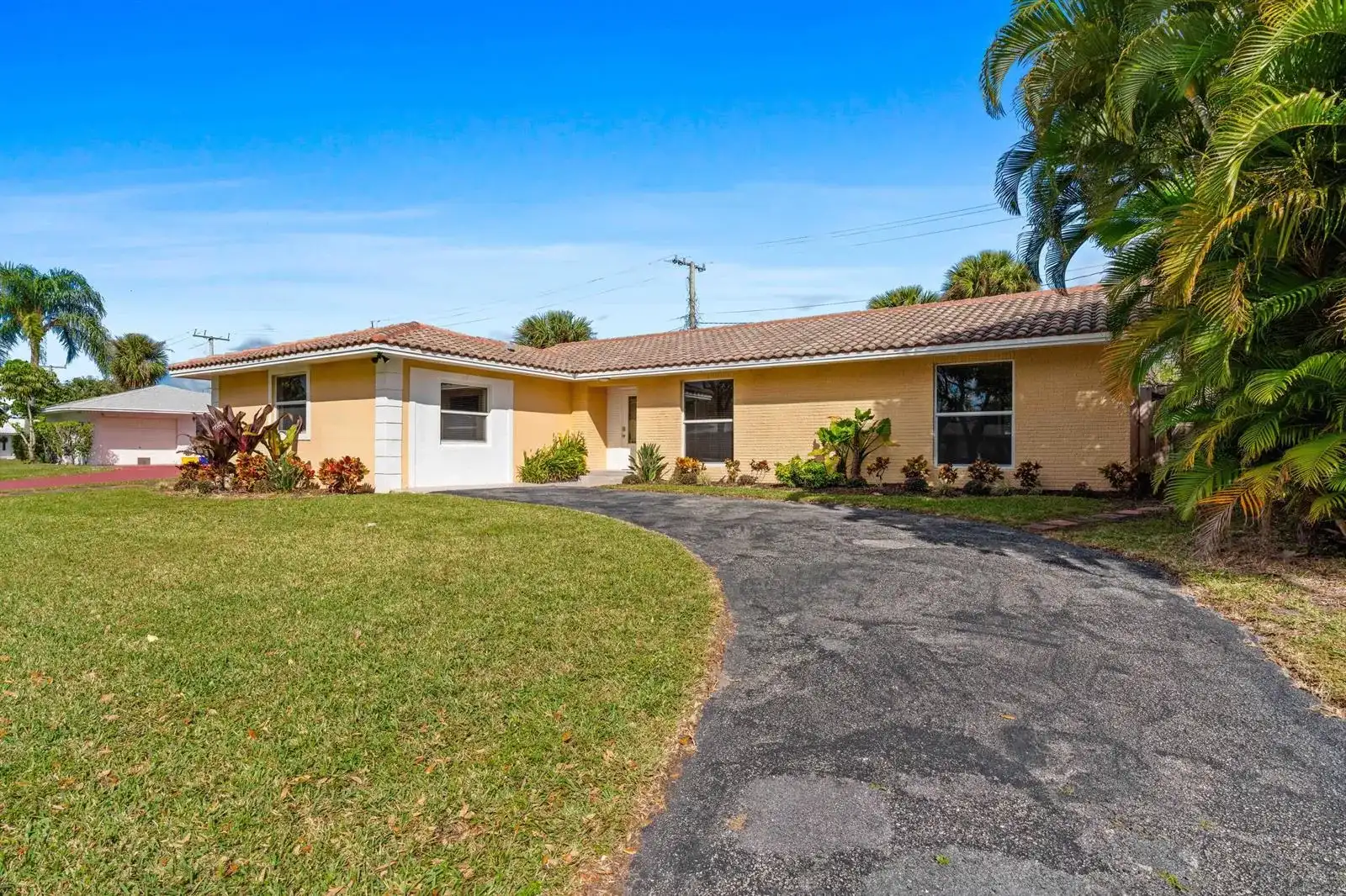 3697 Holly Drive, Palm Beach Gardens FL 33410