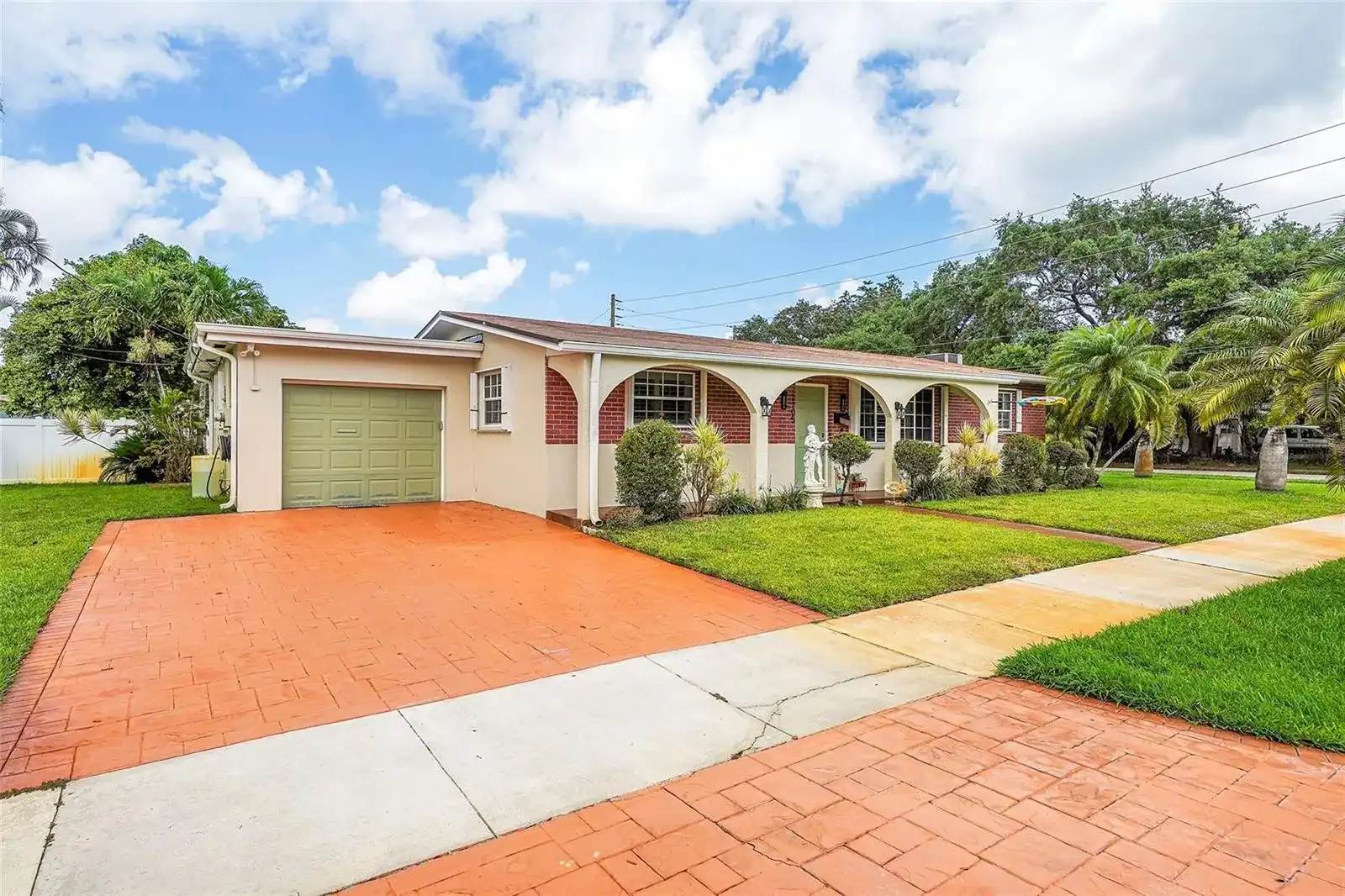 2705 ROOSEVELT Street, Hollywood FL 33020
