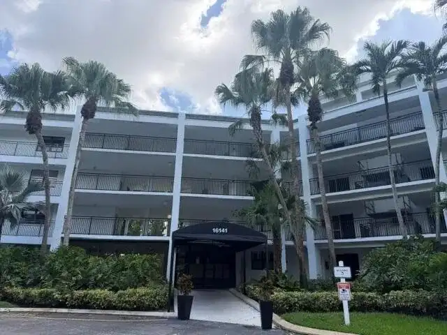 16141 W BLATT Boulevard # 413, Weston FL 33326