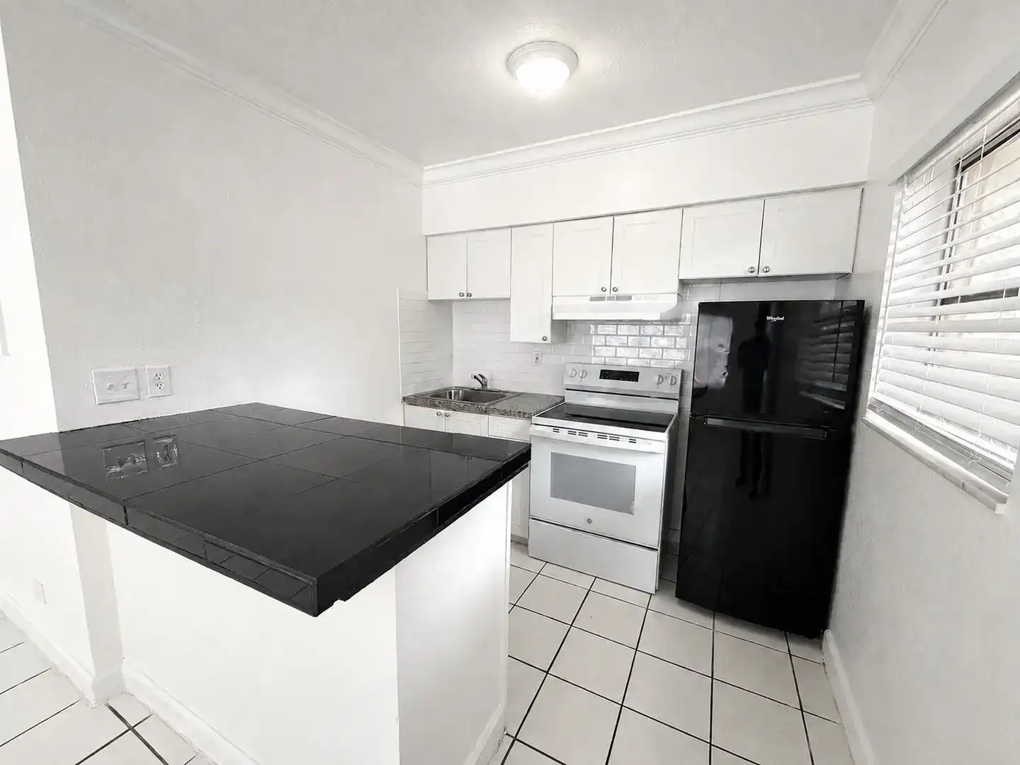 715 SW 14th Avenue # 4, Fort Lauderdale FL 33312