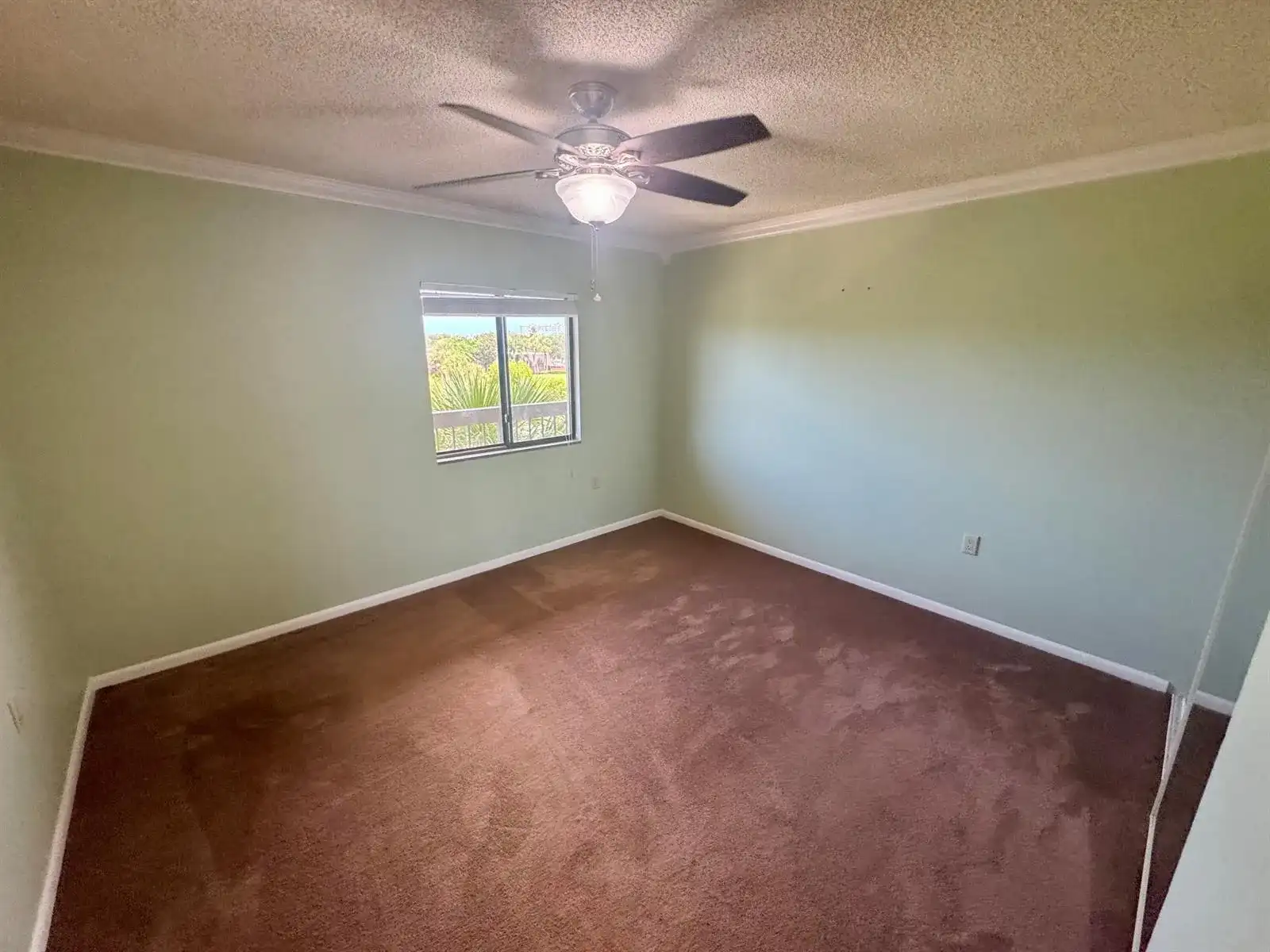 601 SEAFARER Circle # 405, Jupiter FL 33477