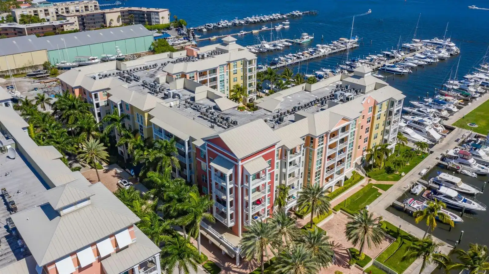 806 E Windward Way # 524, Lantana FL 33462