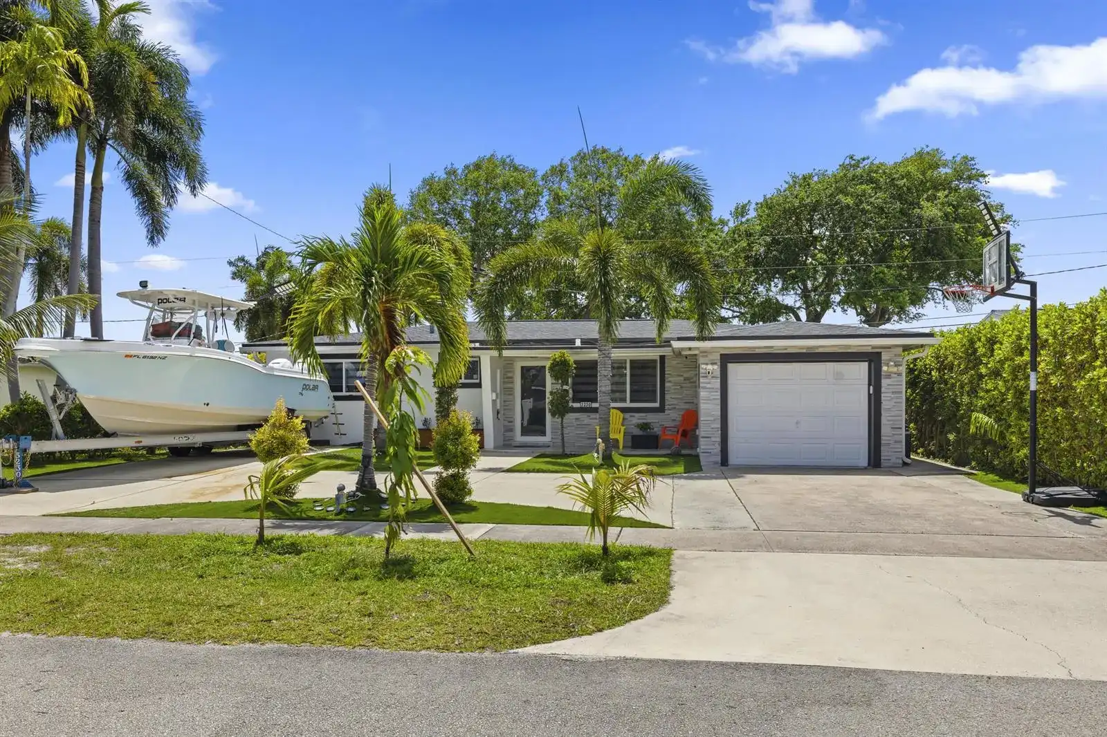 3230 ROOSEVELT Street, Hollywood FL 33021