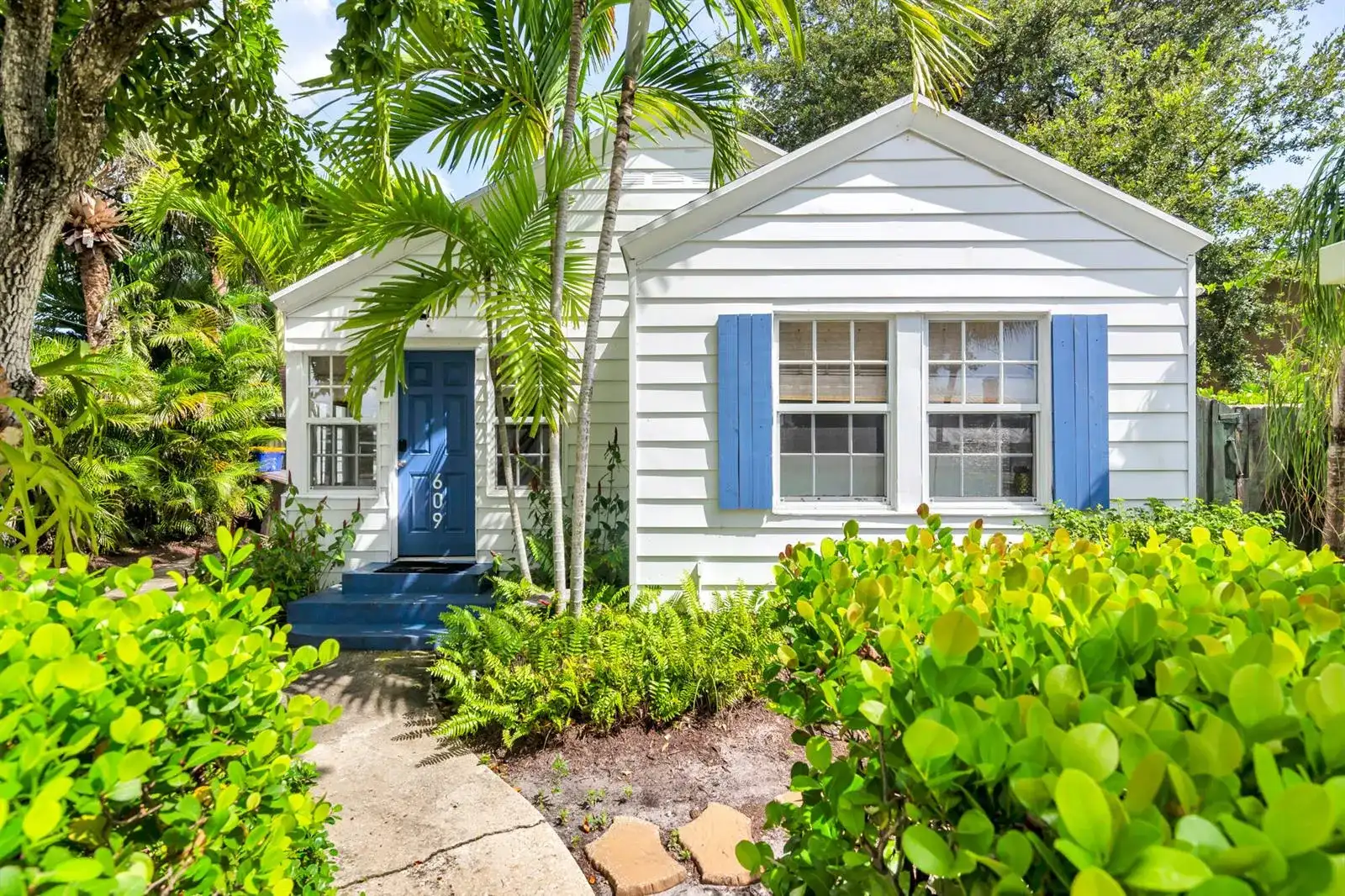 609 PALM Street, West Palm Beach FL 33401