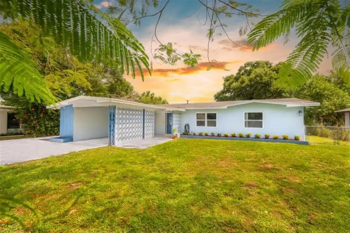2120 CORTEZ Boulevard, Fort Pierce FL 34982